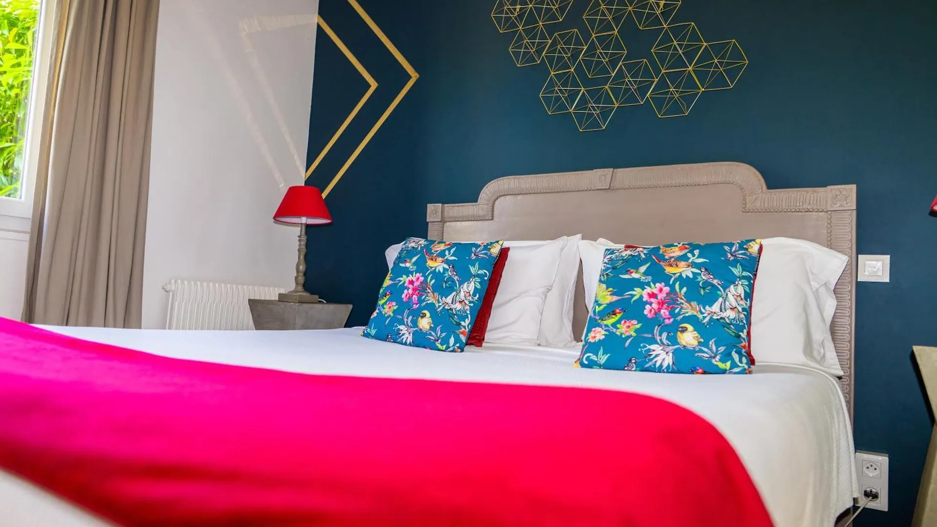 **  Hotel Les Oliviers Draguignan France