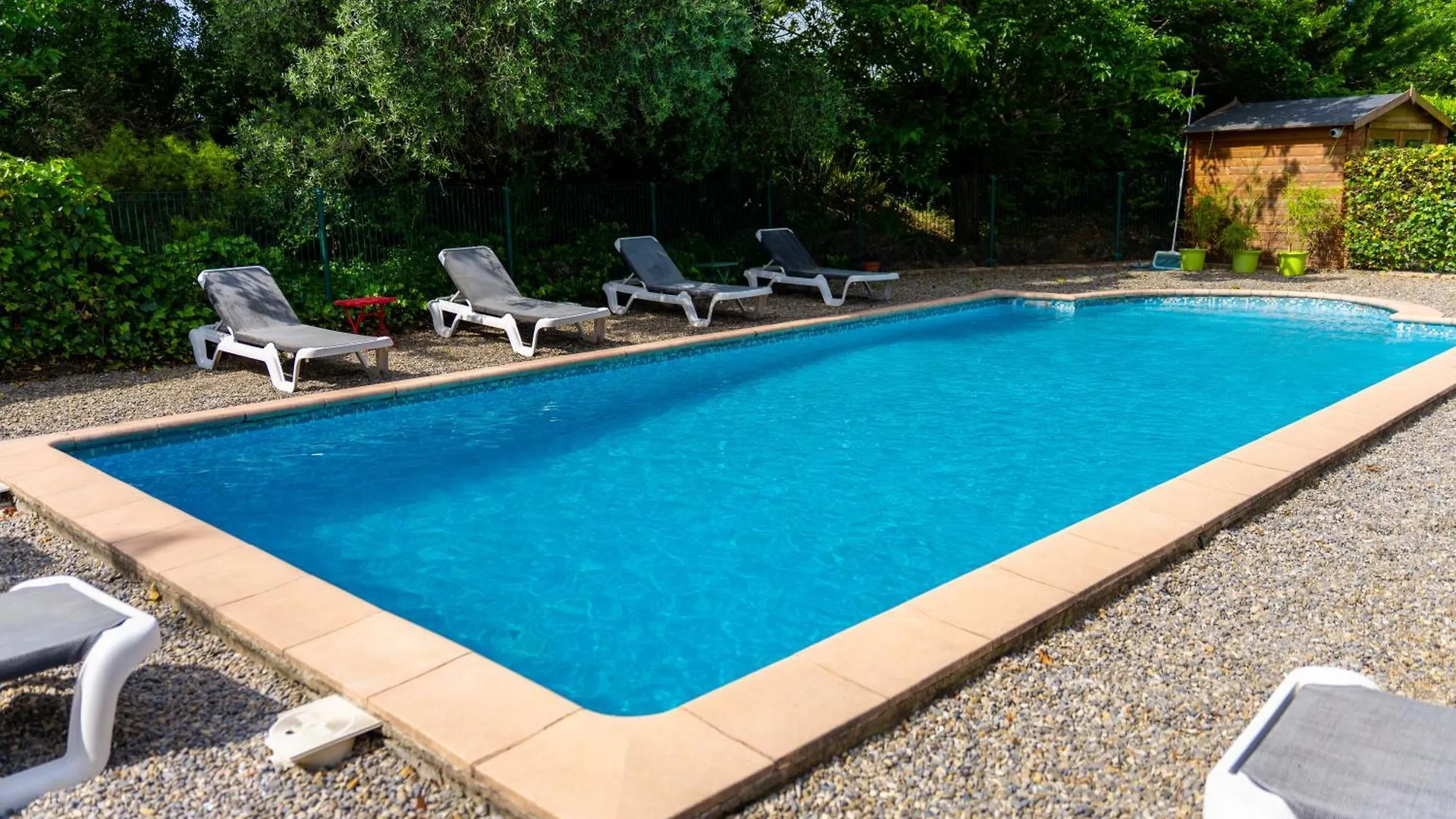 **  Hotel Les Oliviers Draguignan France